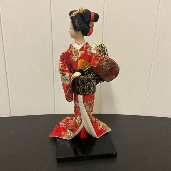 Vintage Antique 1940s Japanese Geisha Doll in Red & Gold Kimono 9” Cloth… - Picture 1 of 12
